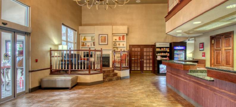 麦迪逊舒适套房酒店(Comfort Suites Madison West)图片