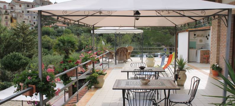 雷提吉亚别墅家庭旅馆(B&B Villa Letizia)图片