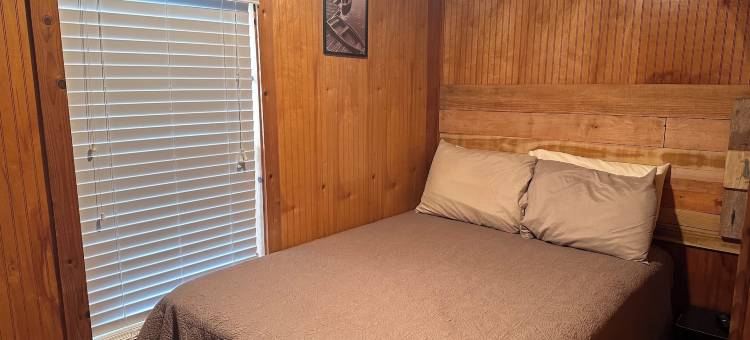 红叶小屋(Red Leaf Cottages)图片