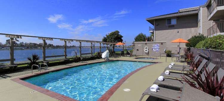 湾畔贝斯特韦斯特优质酒店(Best Western Plus Bayside Hotel)图片