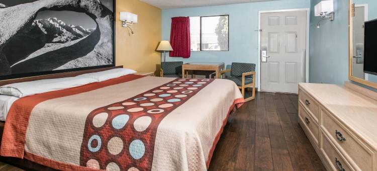 毕晓普速8酒店(Super 8 by Wyndham Bishop)图片