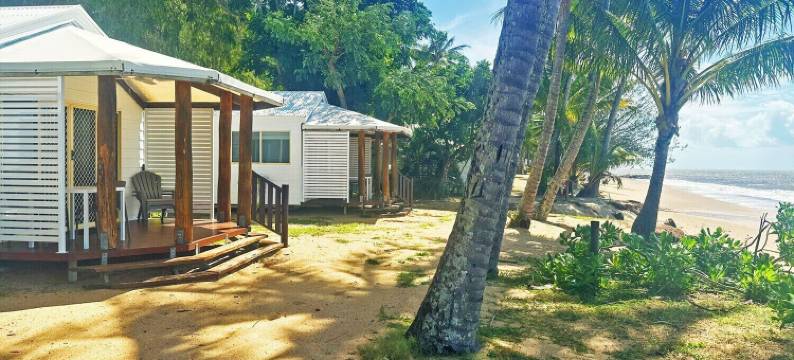 埃利斯海滩海滨简易别墅(Ellis Beach Oceanfront Holiday Park)图片