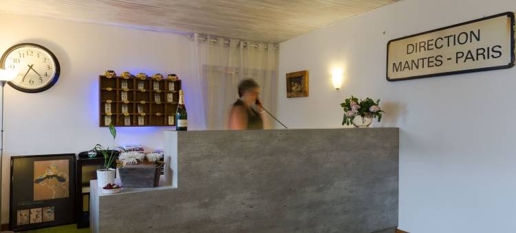 德勒北部拉多塞恩原生酒店(The Originals Access, Hôtel la Dousseine, Dreux Nord)图片