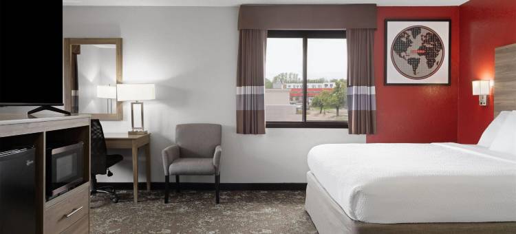 Ramada by Wyndham Cedar Rapids South(Ramada by Wyndham Cedar Rapids South)图片