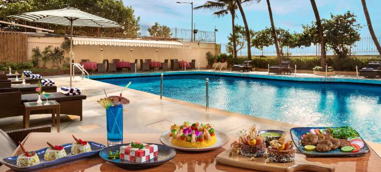 棕榈树林温德姆华美达广场酒店(Ramada Plaza by Wyndham Palm Grove)图片