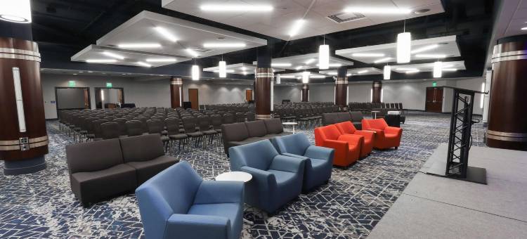 卡拉马祖中心丽笙广场酒店(Radisson Plaza Hotel and Suites Kalamazoo)图片