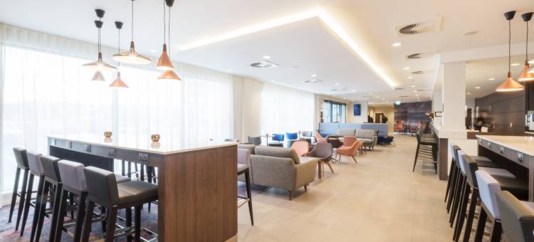 阿伯丁机场希尔顿欢朋酒店(Hampton by Hilton Aberdeen Airport)图片