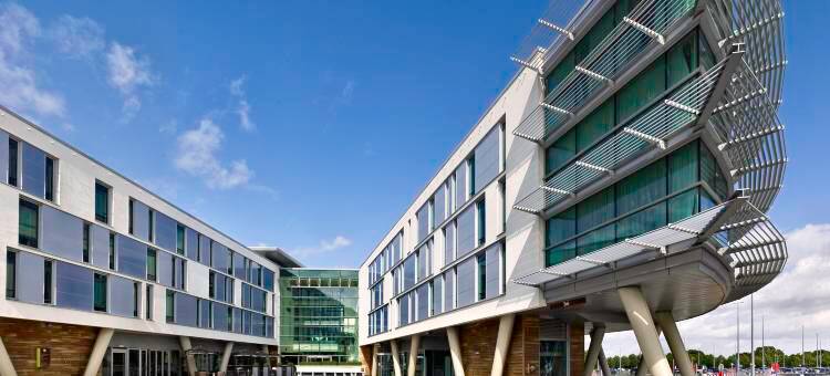 希尔顿纽卡尔斯国际机场逸林酒店(DoubleTree by Hilton Newcastle International Airport)图片