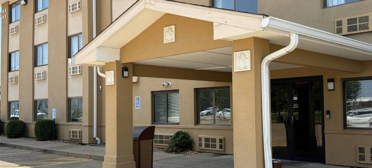 埃文斯维尔东速8酒店(Super 8 by Wyndham Evansville East)图片