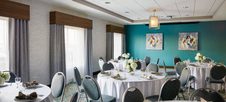 芝加哥沃基根欢朋套房酒店(Hampton Inn & Suites Chicago Waukegan)图片