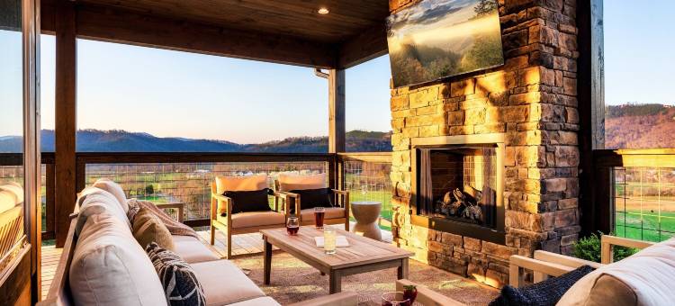 豪华四卧室小木屋(The Luxe 4 Bedroom Cabin)图片