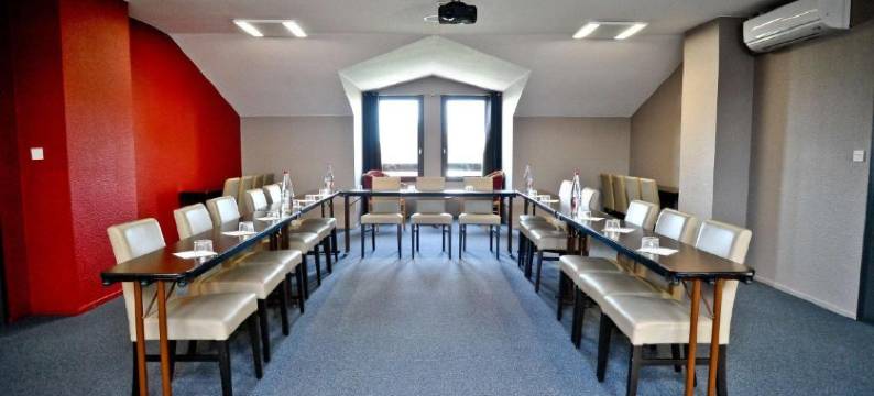 罗里科酒店(Hotel Loreak)图片