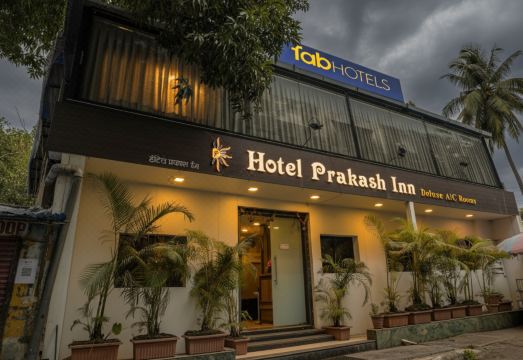 FabHotel Prakash Inn - Nr Mumbai International Airport Hotel Overview