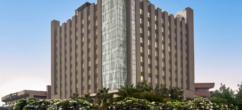 古尔冈巴尼广场希尔顿逸林酒店(DoubleTree by Hilton Gurugram Baani Square)图片