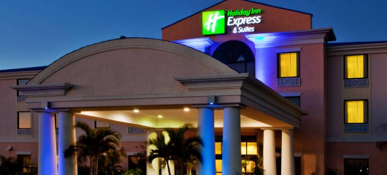 洲际酒店集团智选假日酒店及套房奥基乔比湖(Holiday Inn Express & Suites LAKE OKEECHOBEE by IHG)图片