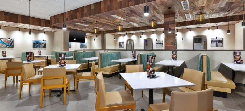 托莱多西南-佩里斯堡假日套房酒店(Holiday Inn & Suites TOLEDO SOUTHWEST - PERRYSBURG by IHG)图片