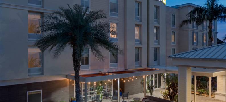 希尔顿惠庭酒店-诺科米斯萨拉索塔卡西岛(Home2 Suites by Hilton Nokomis Sarasota Casey Key)图片