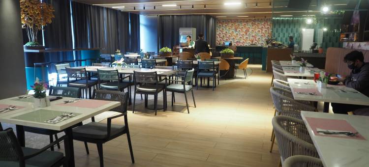 马尼拉诺富尔酒店(Novel Hotel Manila)图片