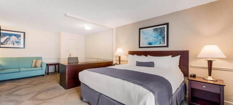 蓝色酒店布鲁艾施辛辛那提，精选酒店系列(The Blu Hotel Blue Ash Cincinnati, Ascend Hotel Collection)图片