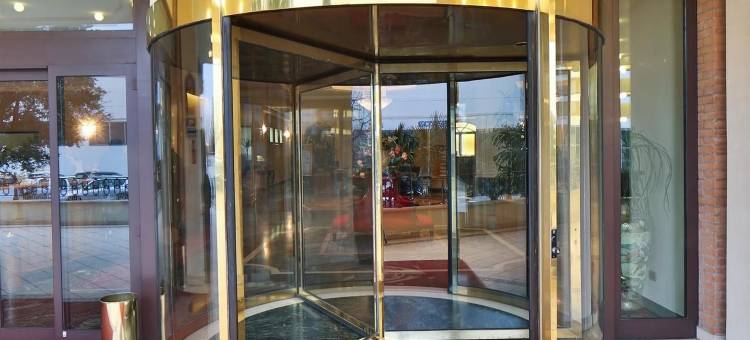 格洛伯斯城贝斯特韦斯特酒店(Best Western Hotel Globus City)图片