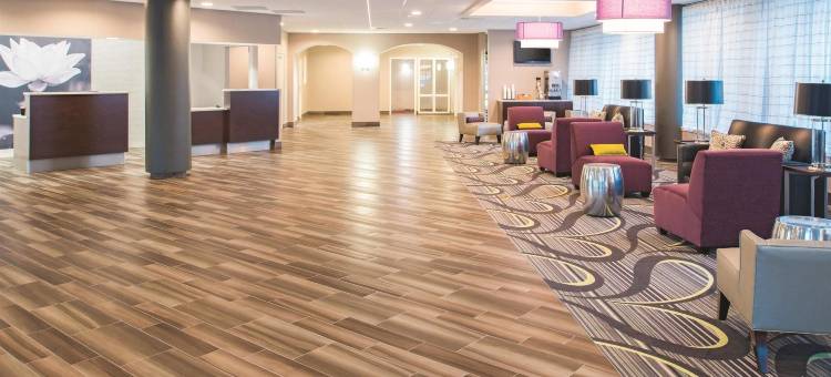 西雅图塔科马拉昆塔温德姆套房酒店(La Quinta Inn & Suites by Wyndham Tacoma - Seattle)图片