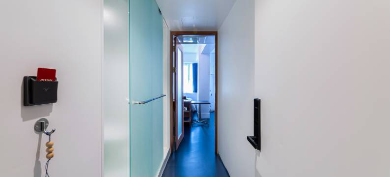明洞小屋大门(Small House Big Door Myeongdong)图片