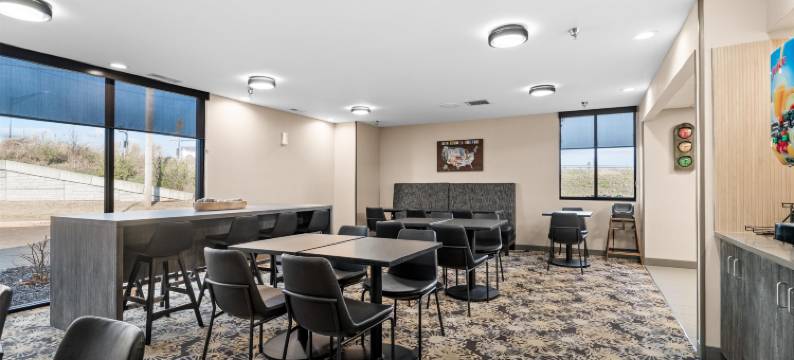 贝斯特韦斯特考特维尤酒店(Best Western Courtview Hotel)图片