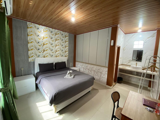 彭吉纳潘西萨加英达酒店