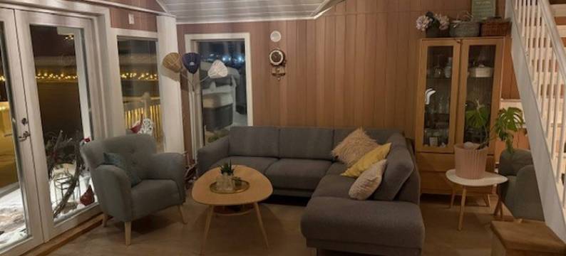 Cottage for rent by the sea图片