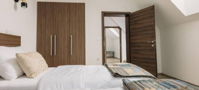 拉夫纳的房子(Hiša na Ravnah)图片