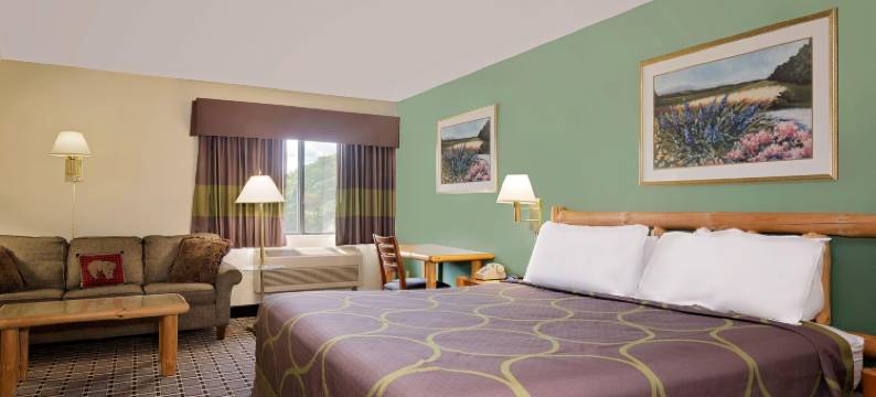 克洛凯速8酒店(Super 8 by Wyndham Cloquet)图片