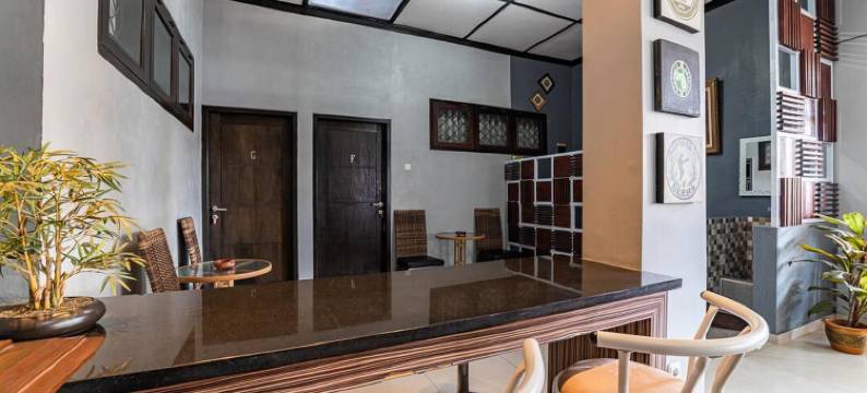 红多兹伊斯兰酒店-近玛琅RRI(RedDoorz Syariah Near Rri Malang)图片