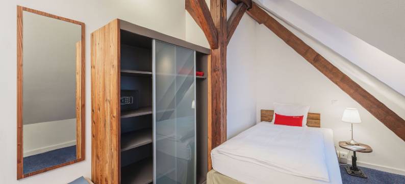 吕登沙夫豪森定制酒店(Tailormade Hotel RÜDEN Schaffhausen)图片