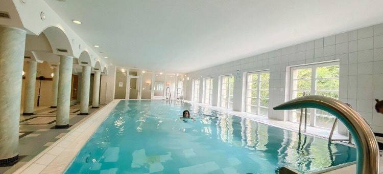 巴伦斯特伯恩斯坦城堡酒店(Bernstein Schlosshotel Ballenstedt)图片