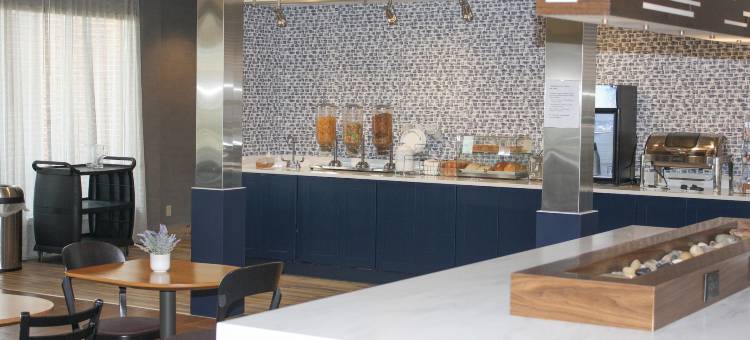 布鲁克菲尔德密尔沃基索尼斯塔精选酒店(AmericInn by Wyndham Brookfield)图片