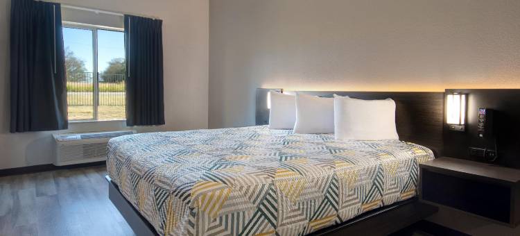 德克萨斯沃斯堡 - I-35 及 I-20 6 号汽车旅馆(Motel 6 Fort Worth, TX – I-35 & I-20)图片