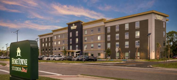 布雷登顿霍姆汤酒店(HomeTowne Studios Bradenton)图片
