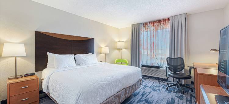 芝加哥内珀维尔万枫酒店及套房(Fairfield Inn & Suites Chicago Naperville)图片