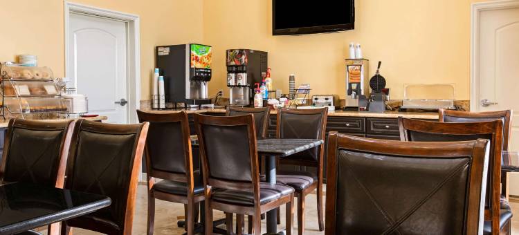 莫雷诺谷拉昆塔温德姆套房酒店(La Quinta Inn & Suites by Wyndham Moreno Valley)图片