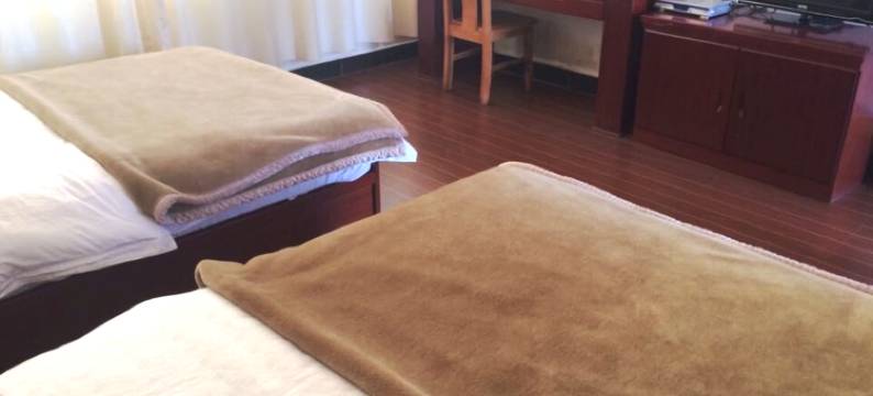 昆明红土地山里红酒店图片