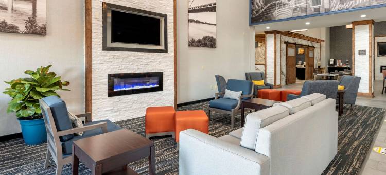西孟斐斯I-40 I-55舒适套房酒店(Comfort Suites West Memphis I-40 I-55)图片