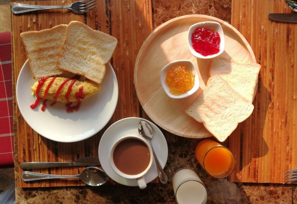 7 Stays Pattaya Hotel Hotel Overview