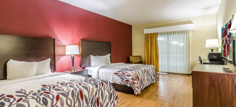 红顶会议中心酒店-威奇托机场(Red Roof Inn & Conference Center Wichita Airport)图片