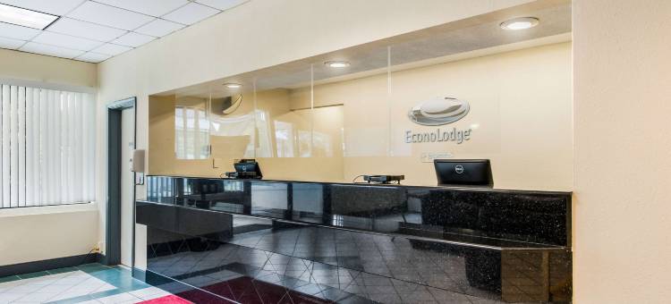 伊克诺套房酒店(Econo Lodge Inn & Suites)图片