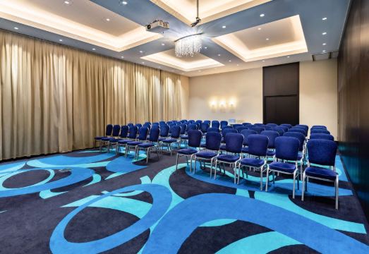 Radisson Blu Belorusskaya Hotel Hotel Overview