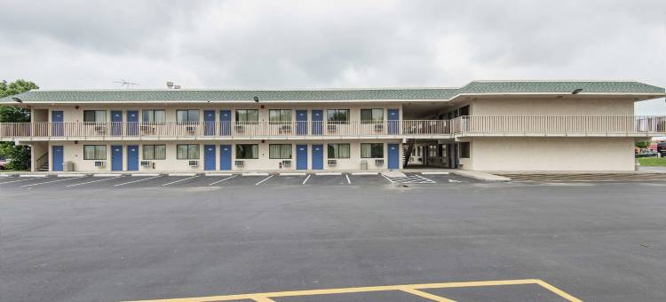 密苏里堪萨斯城 - 机场 6 号汽车旅馆(Motel 6 Kansas City, MO - Airport)图片