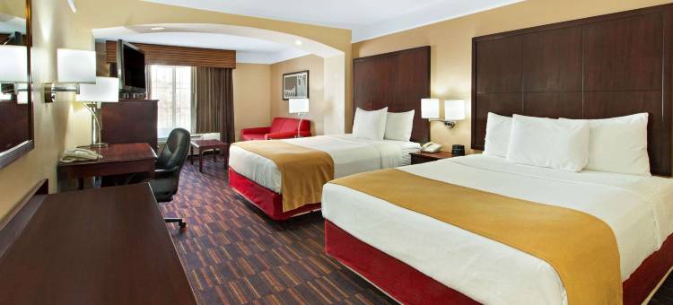 阿尔伯克基中城拉昆塔温德姆套房酒店(La Quinta Inn & Suites by Wyndham Albuquerque Midtown)图片