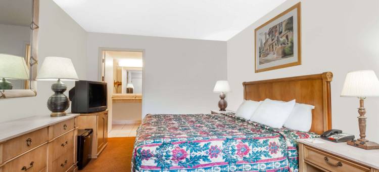 欧文斯伯勒南罗德威酒店(Rodeway Inn Owensboro South)图片