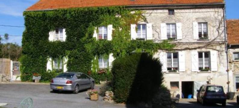 弗尔姆迪松格住宿加早餐庄园酒店(Maison d'Hôtes Ferme d'Issonges B&B)图片