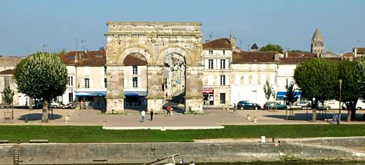 桑特阿雷纳斯原生城市酒店(The Originals City, Hôtel des Arènes, Saintes)图片